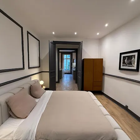 Marguerite - Haussmannien Chic Hyper Centre Apartment